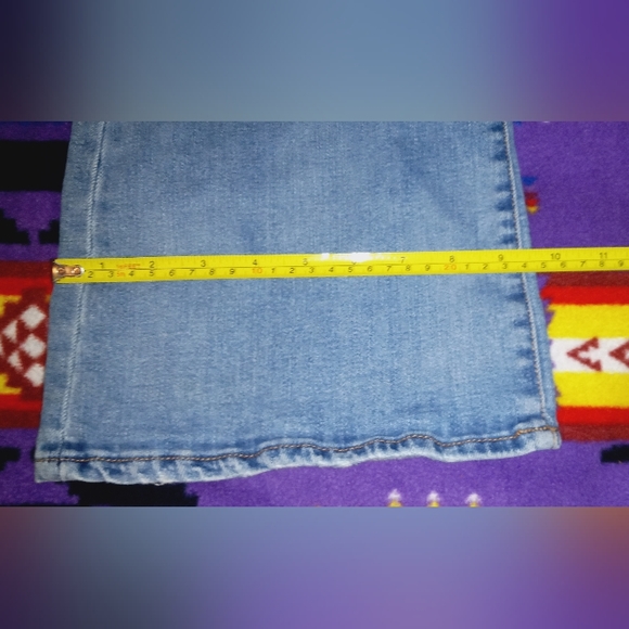 American Eagle Jeans - Picture 6 of 7